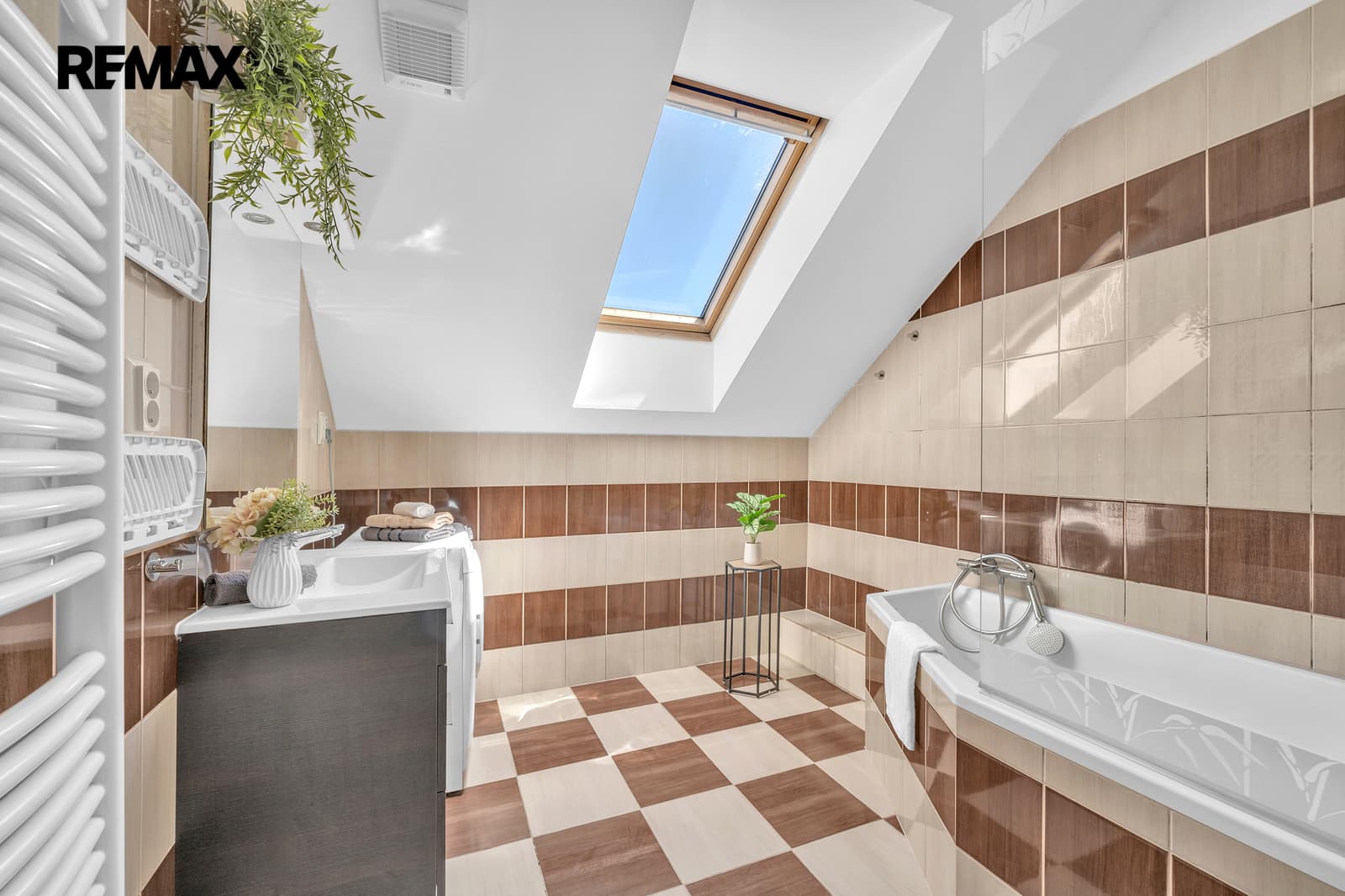 Prodej bytu 3+kk v osobním vlastnictví 90 m², Benátky nad Jizerou — foto 9